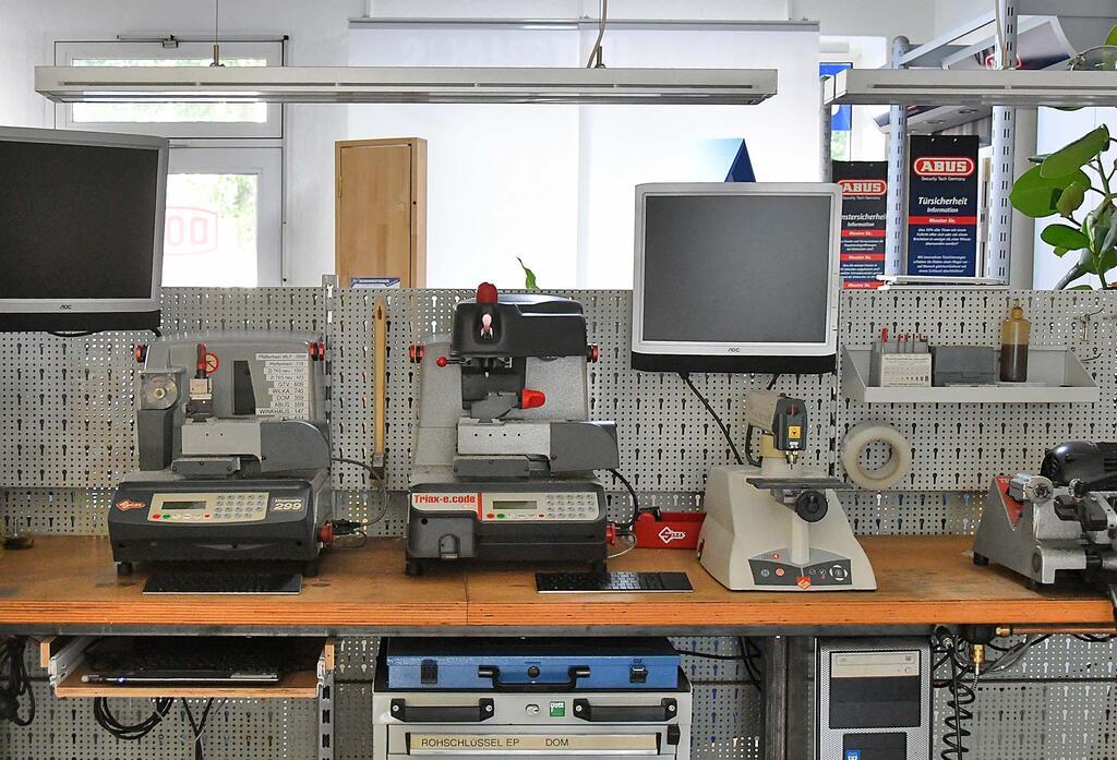 Die neueste Technologie bei Sicherheitshaus Kannapee Hier werdne die Schlüssel gefertigt