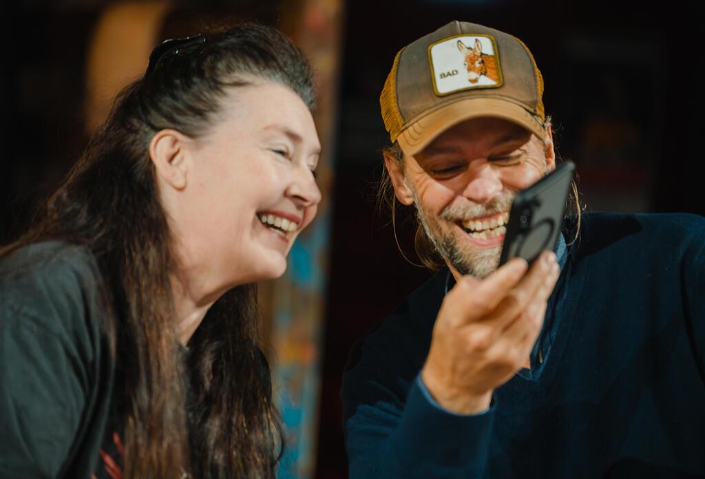 Schnack-Bar: In Pohlmanns Kopf geht es wie in einem Bahnhof zu Pohlmann und Rita Rendelsmann